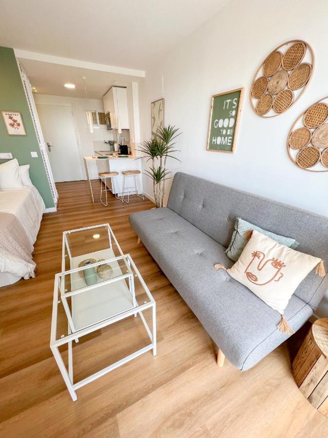 Cozy Studio With Sea Views 베날마데나코스타 외부 사진
